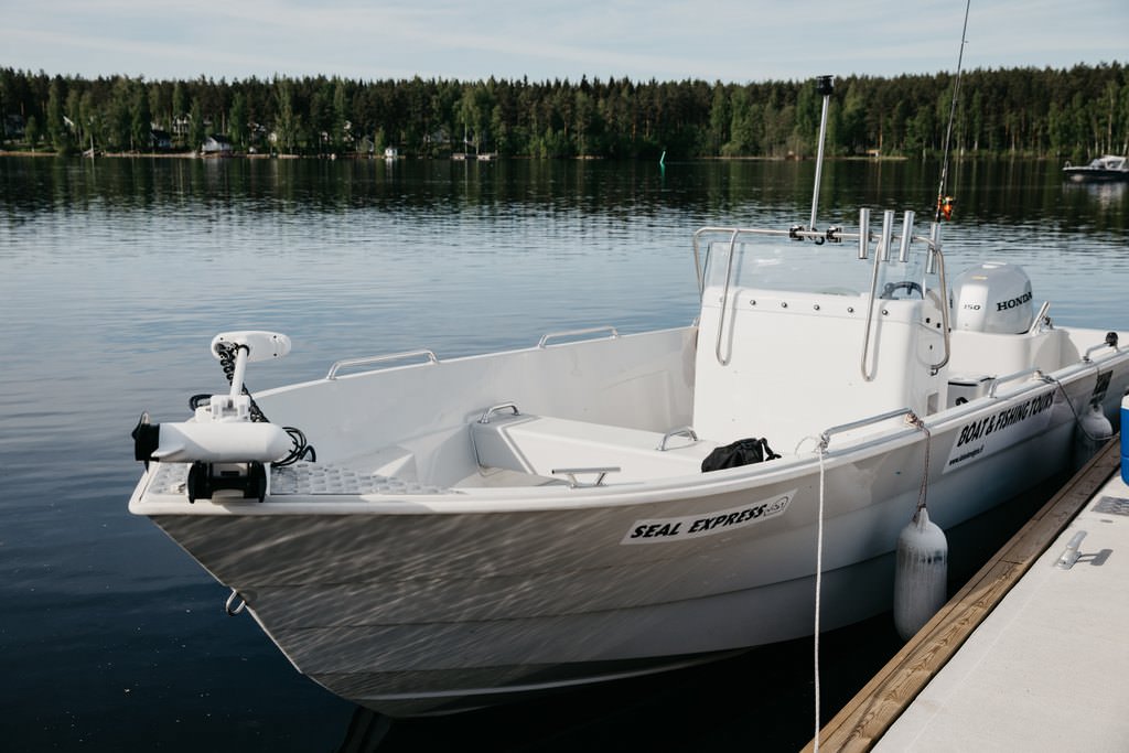 Kalastusvene kalastusmatka Puumalassa